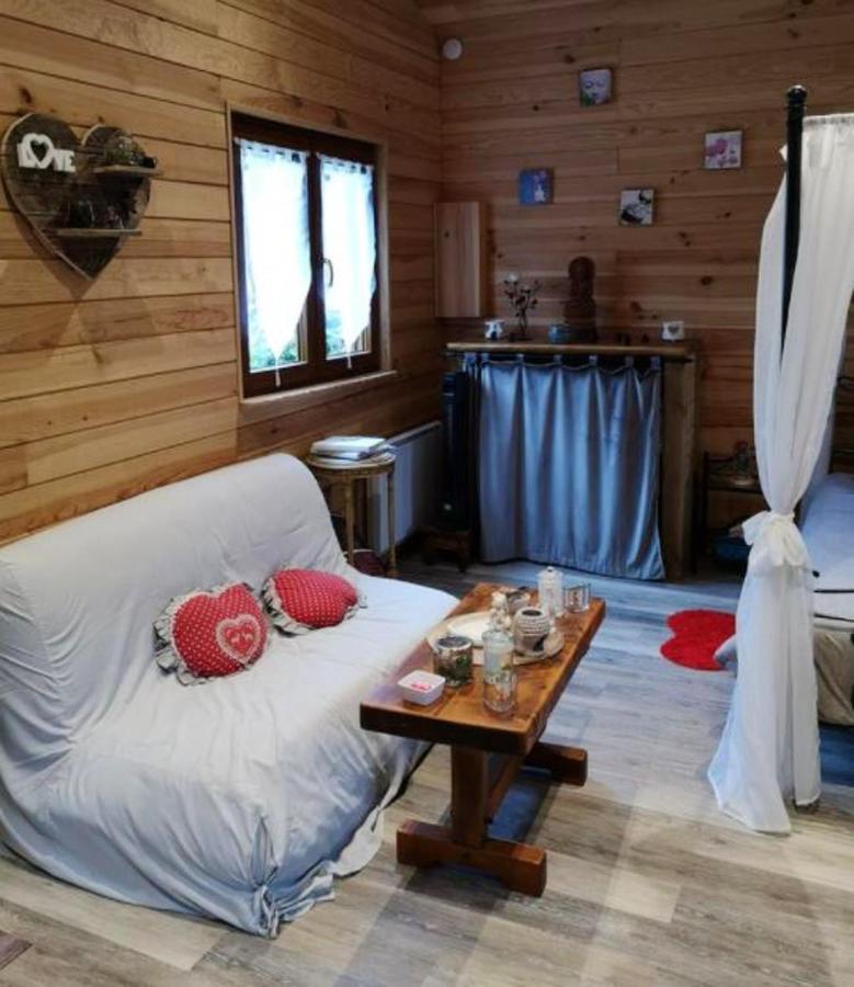 Chalet Chaleureux A Louatre Avec Piscine Partagee Экстерьер фото